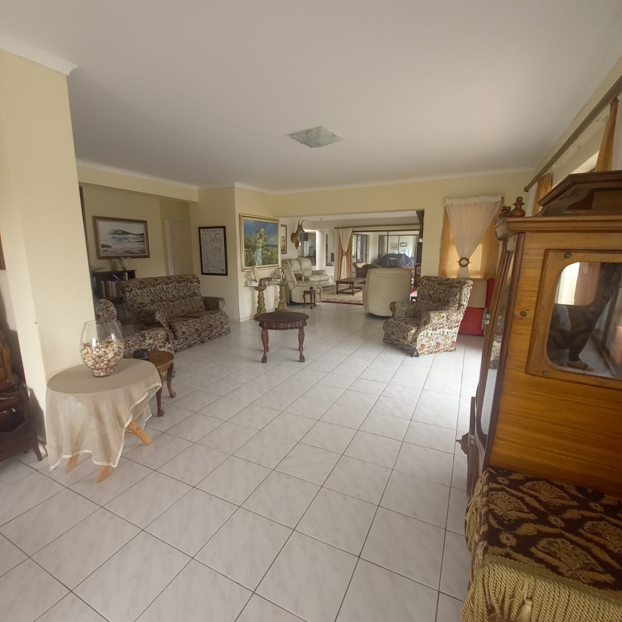 7 Bedroom Property for Sale in Royal Alfred Marina Eastern Cape